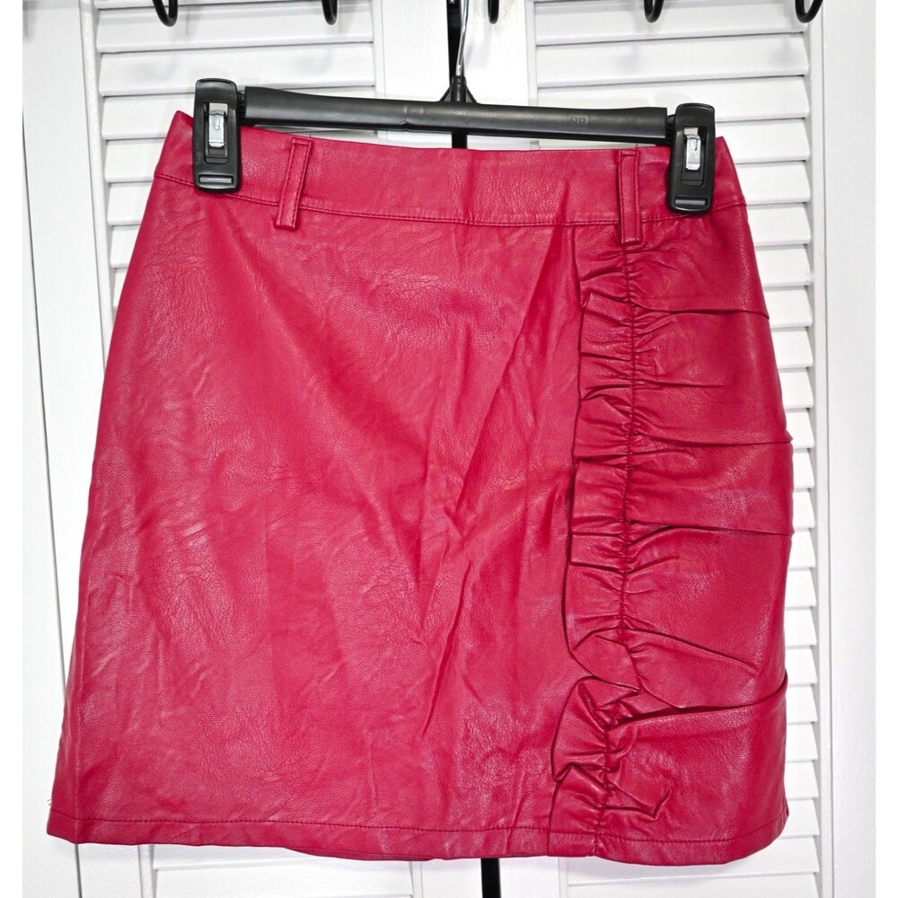 Red Faux Leather Mini Skirt Ruched Detail Back Zip Made in Italy S
